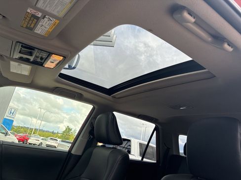 Used 2023 Toyota 4Runner SR5 Premium w/ Moonroof Package AWD/4WD image 19