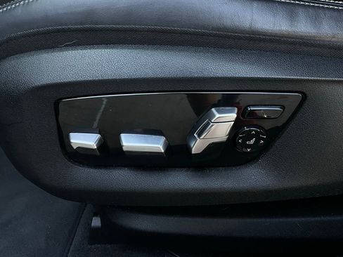 Used 2019 BMW 640i Gran Turismo xDrive w/ Luxury Seating Package image 11