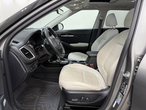 Used 2023 Kia Seltos SX w/ SX Sunroof Package image 13