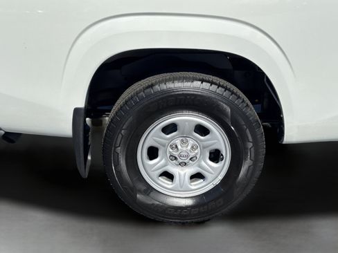 Used 2026 Nissan Frontier S RWD image 25