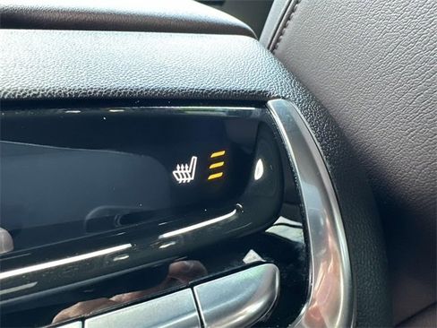 Certified 2023 Cadillac XT6 Premium Luxury image 64