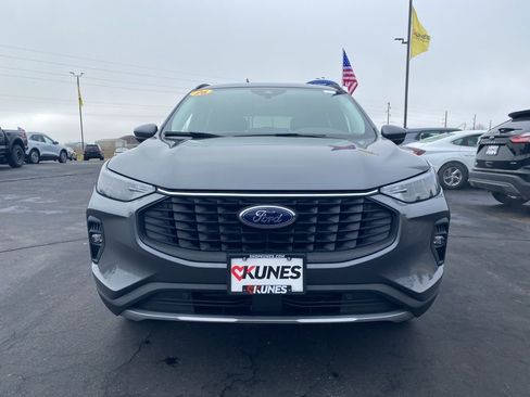 New 2026 Ford Escape SE w/ Class II Trailer Tow Package FWD image 15