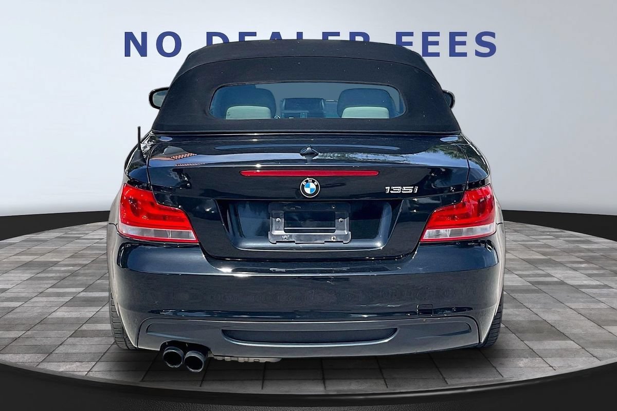 Used 2012 BMW 135i Convertible RWD image 5