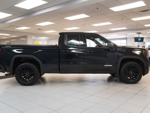 Used 2023 GMC Sierra 1500 Elevation image 13