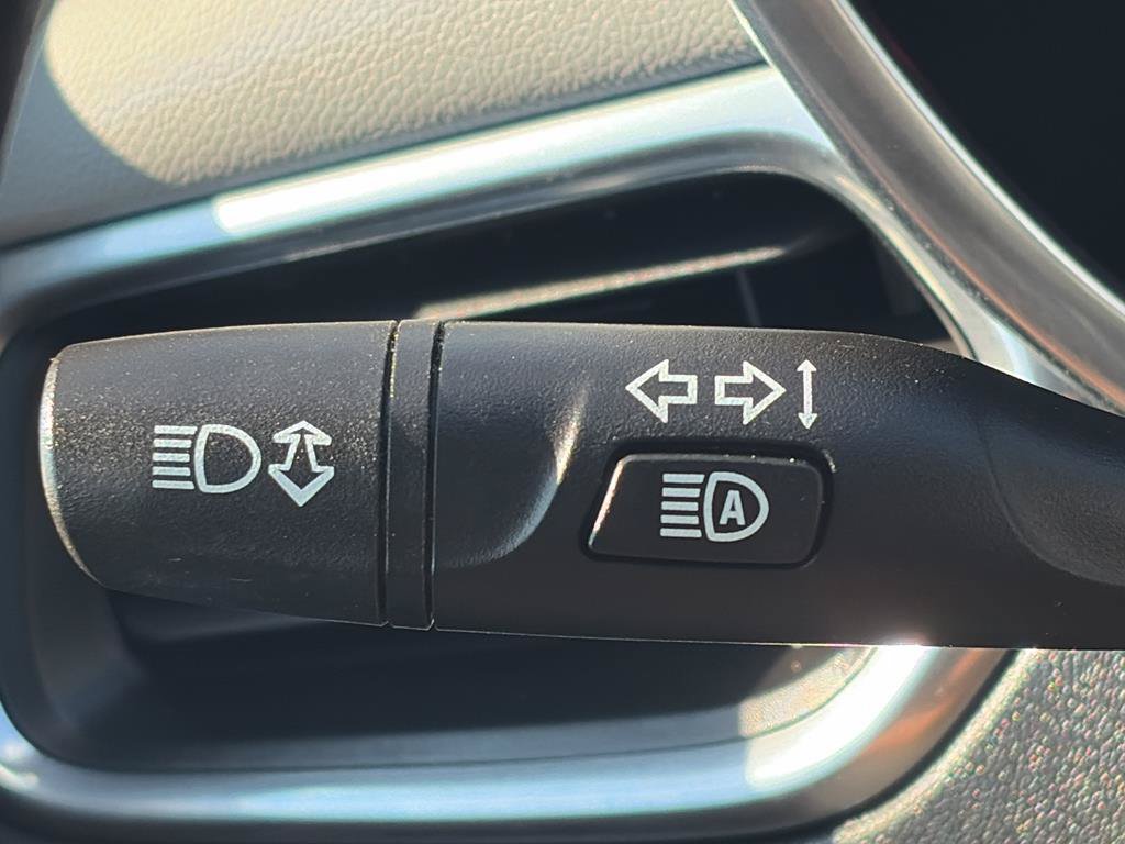 Used 2020 Chevrolet Equinox LS w/ LS Convenience Package AWD/4WD image 10
