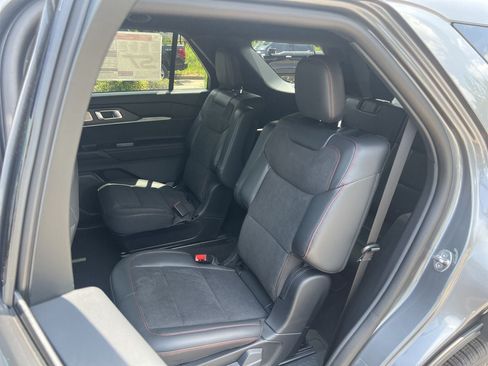 New 2026 Ford Explorer ST AWD/4WD image 18