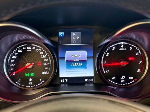 Used 2017 Mercedes-Benz GLC 300 4MATIC image 27