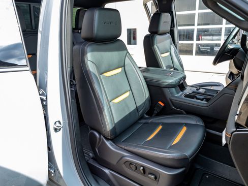 Used 2024 GMC Sierra 2500 AT4 w/ AT4 Premium Plus Package image 30