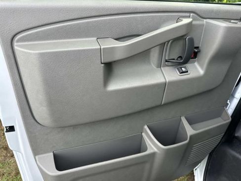 New 2026 Chevrolet Express 2500 image 26