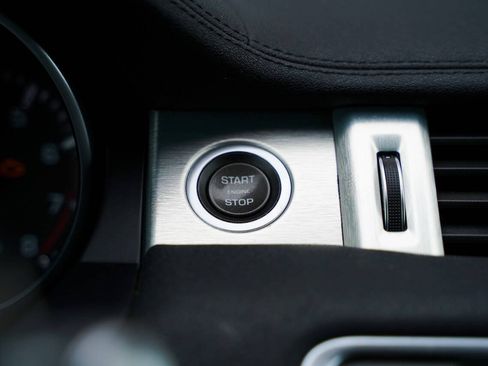 Used 2014 Land Rover Range Rover Evoque Pure Plus image 14