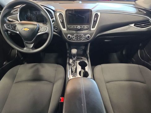 Used 2024 Chevrolet Malibu LT FWD image 30