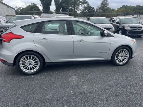 Used 2016 Ford Focus Electric Hatchback image 9