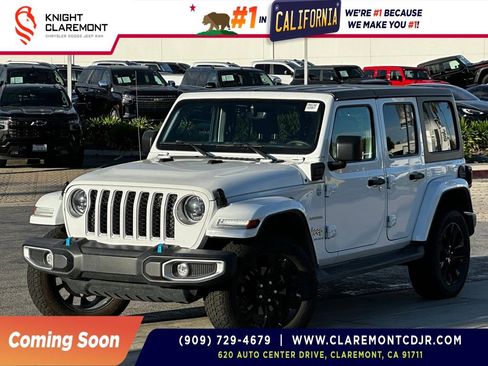 Used 2023 Jeep Wrangler Unlimited Sahara image 1