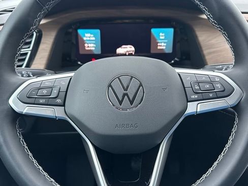 New 2026 Volkswagen Atlas SE image 41