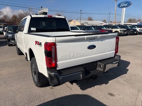 New 2026 Ford F250 Lariat w/ Lariat Ultimate Package image 4