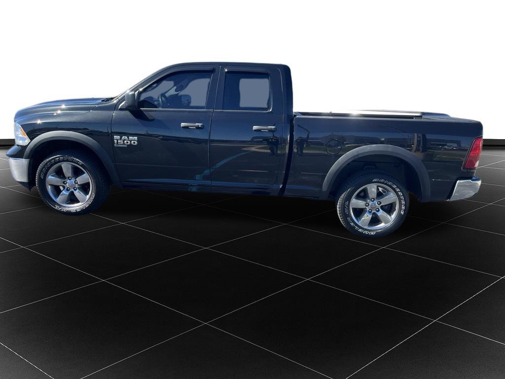 Used 2019 RAM 1500 ST w/ SXT Plus Group AWD/4WD image 2