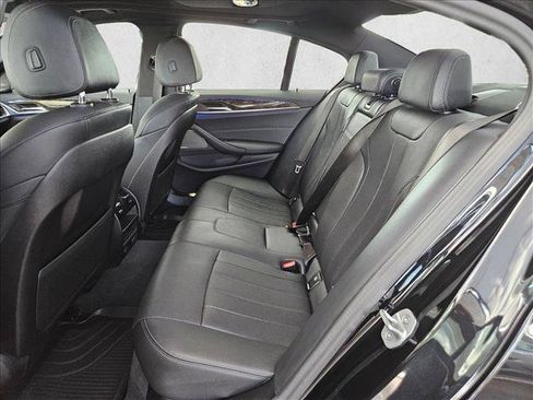 Used 2023 BMW 540i w/ Premium Package RWD image 15