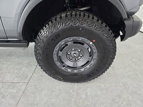 New 2025 Ford Bronco Badlands image 31