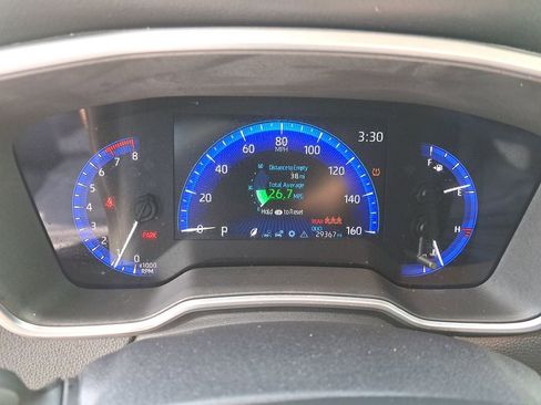 Certified 2022 Toyota Corolla Cross XLE image 21