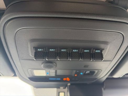 New 2025 Ford Bronco Badlands image 25