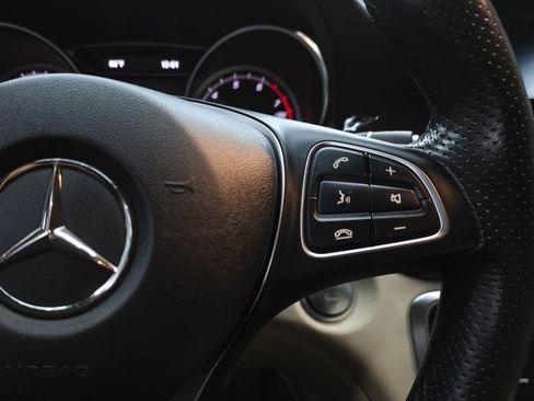 Used 2018 Mercedes-Benz CLA 250 4MATIC image 23