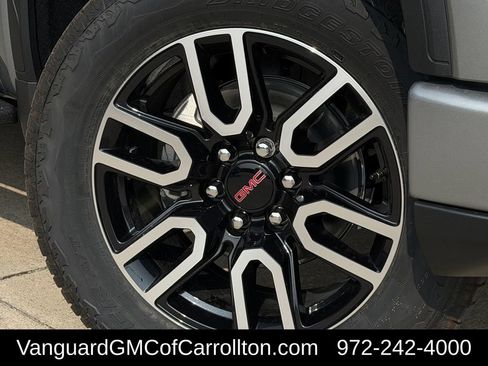 New 2026 GMC Sierra 1500 AT4 w/ AT4 Premium Package AWD/4WD image 9