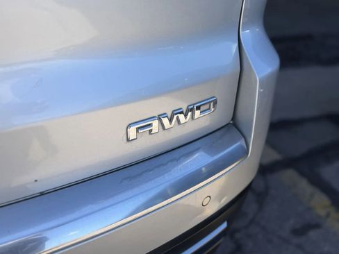 Used 2014 GMC Acadia SLT image 42