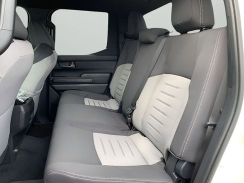New 2025 Toyota Tacoma TRD Off-Road AWD/4WD image 12