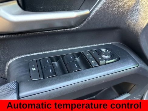 Used 2024 Toyota Tacoma TRD Sport image 14