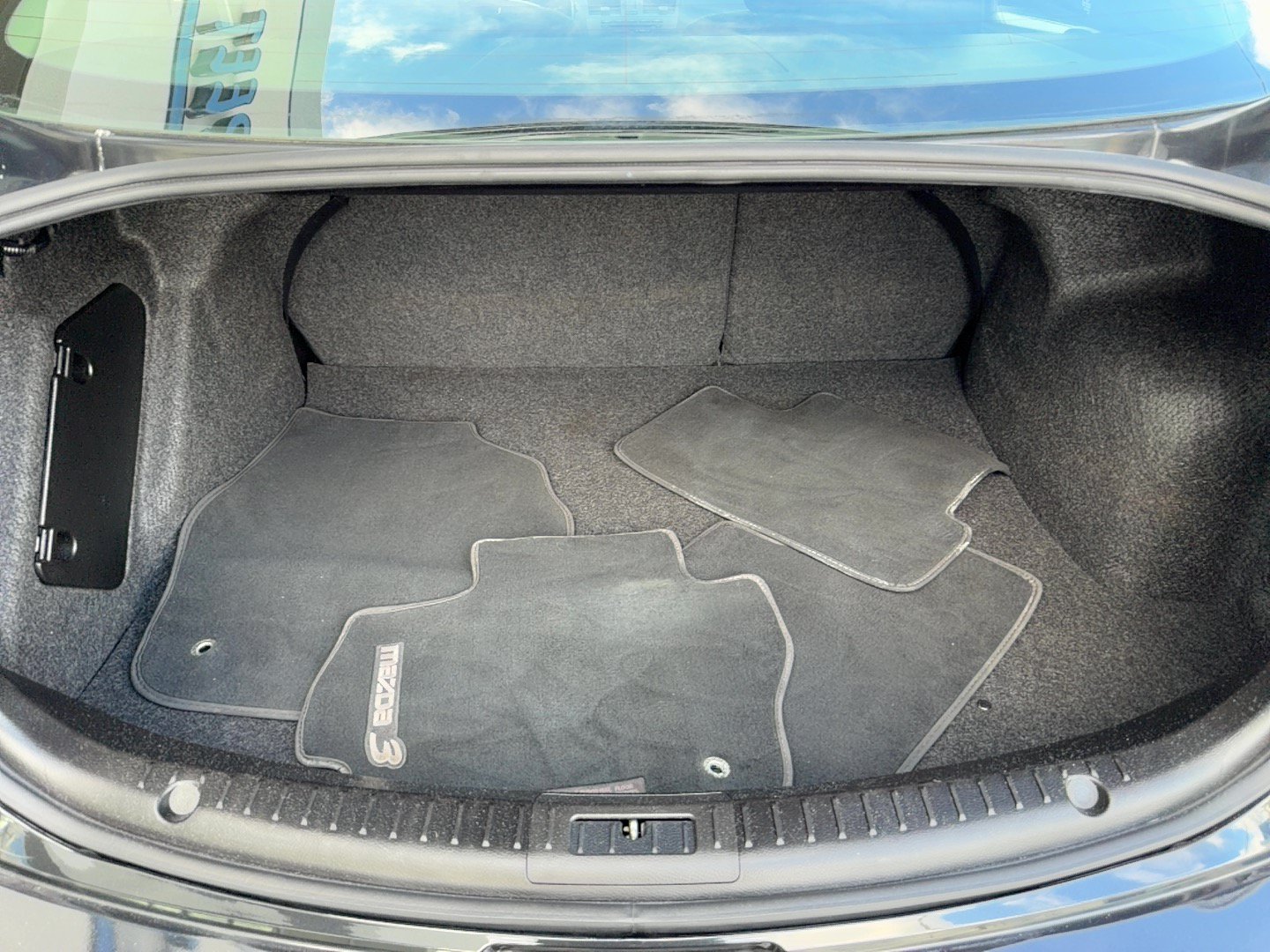 Used 2013 MAZDA MAZDA3 i Touring FWD image 21