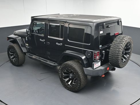 Used 2012 Jeep Wrangler Unlimited Sahara w/ Dual Top Group image 41