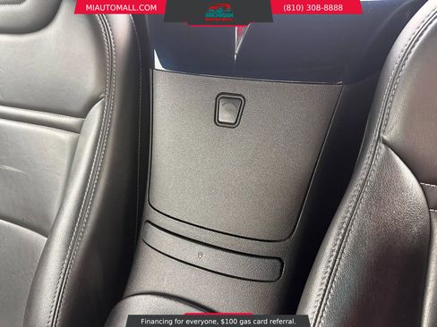 Used 2007 Pontiac Solstice Convertible 2D w/ Premium Package image 26