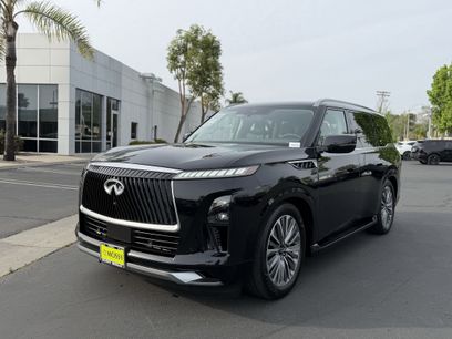 Used 2025 INFINITI QX80 Sensory