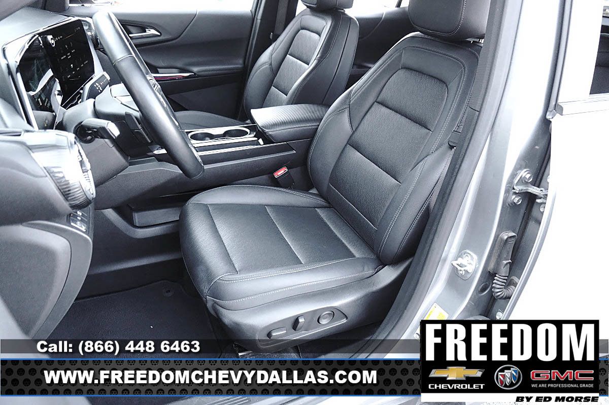 Used 2025 Chevrolet Equinox LT w/ Convenience Package II FWD image 9