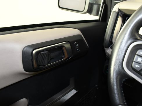Used 2022 Ford Bronco Wildtrak AWD/4WD image 36
