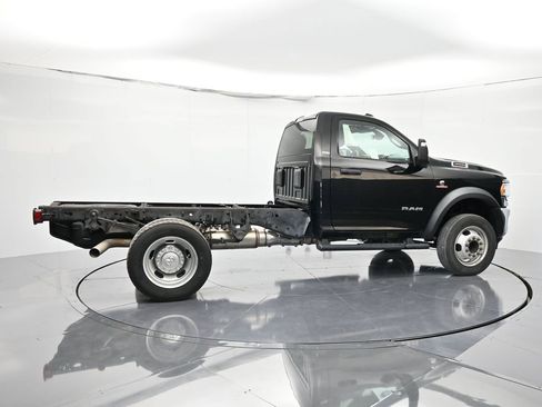 Used 2023 RAM 4500 SLT w/ Quick Order Package 2YG SLT RWD image 4