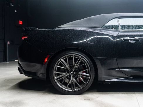 Used 2018 Chevrolet Camaro ZL1 RWD image 13