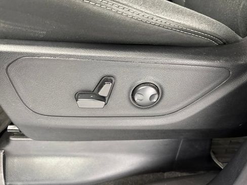 Used 2023 RAM 1500 Big Horn AWD/4WD image 16