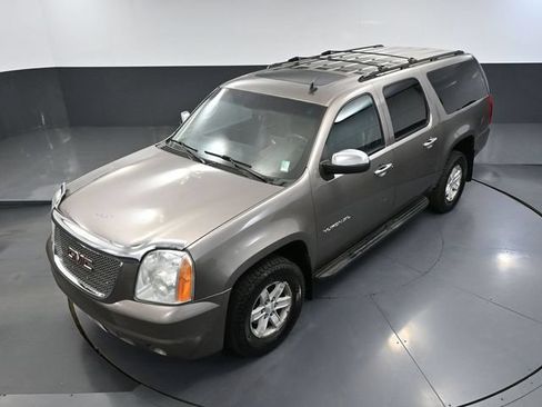 Used 2012 GMC Yukon XL SLT w/ SLT-2 Equipment Package AWD/4WD image 61