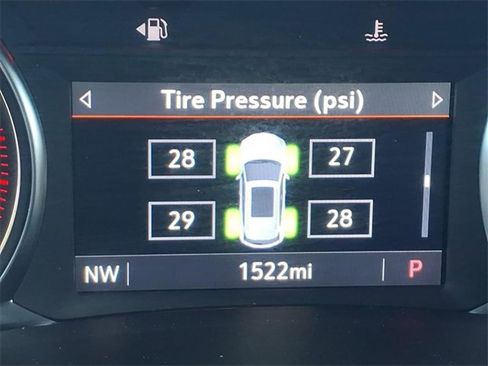 Used 2023 Chevrolet Blazer LT w/ Convenience Package image 12