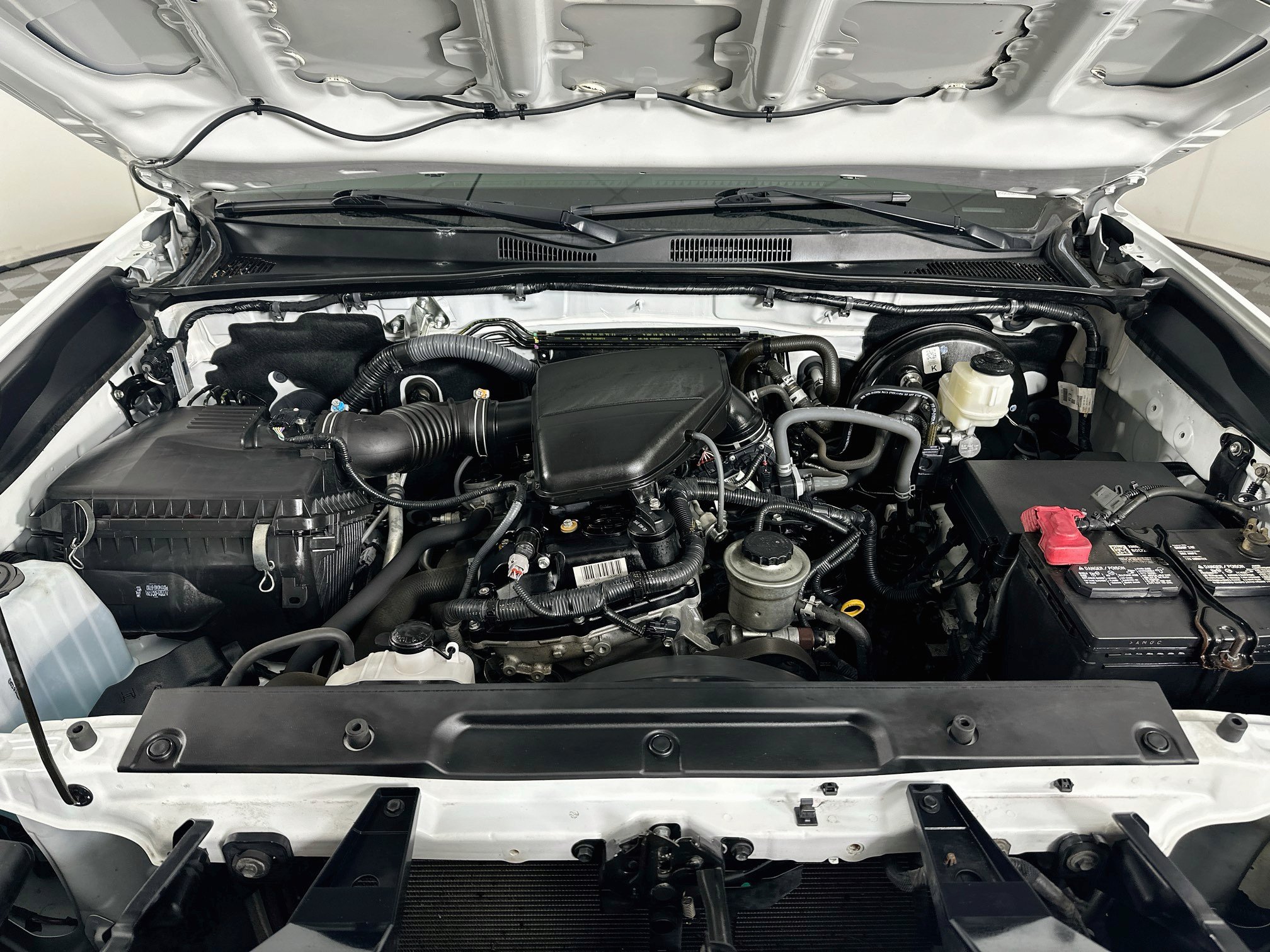 Used 2022 Toyota Tacoma SR AWD/4WD image 30