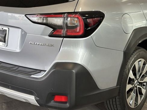 Used 2024 Subaru Outback Limited image 4