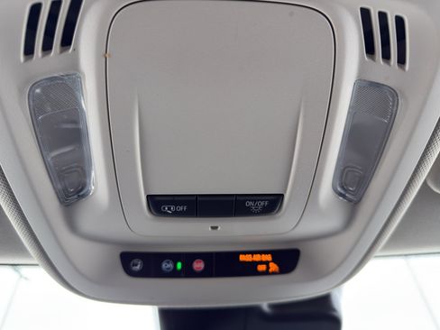 Used 2023 Buick Envision Preferred w/ Sport Touring Package image 24