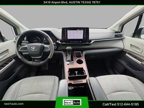 Used 2021 Toyota Sienna LE image 19