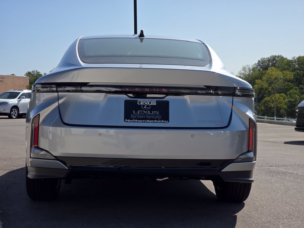 New 2026 Lexus ES 350h AWD w/ Convenience Package image 29