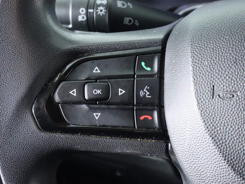 Used 2023 RAM ProMaster 2500 FWD image 13
