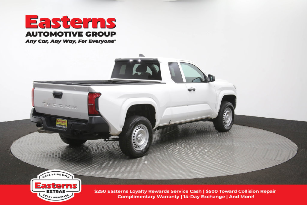 Used 2025 Toyota Tacoma SR RWD image 39