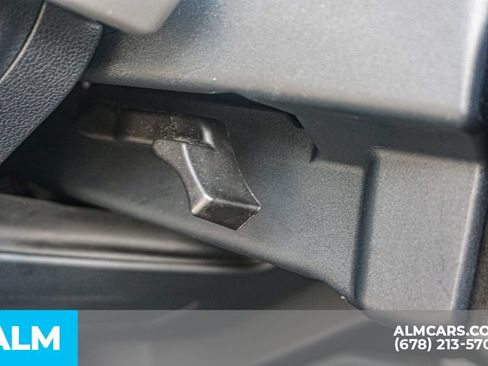Used 2024 Ford Expedition XLT RWD image 48