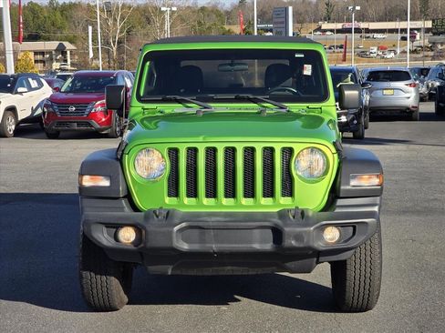 Used 2018 Jeep Wrangler Sport image 21
