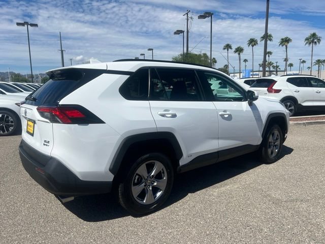 Used 2025 Toyota RAV4 XLE AWD/4WD image 3